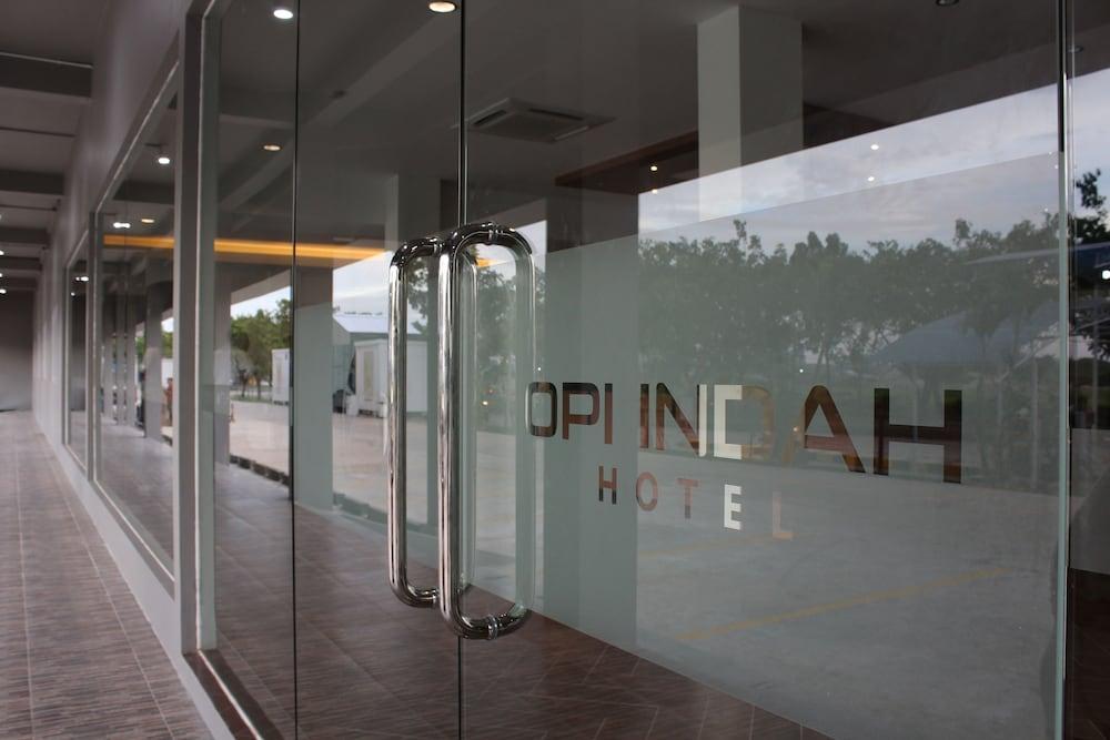 Opi Indah Hotel Palembang Exterior foto
